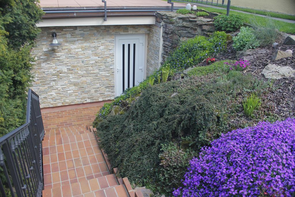 Apartment Dejvice Прага Экстерьер фото